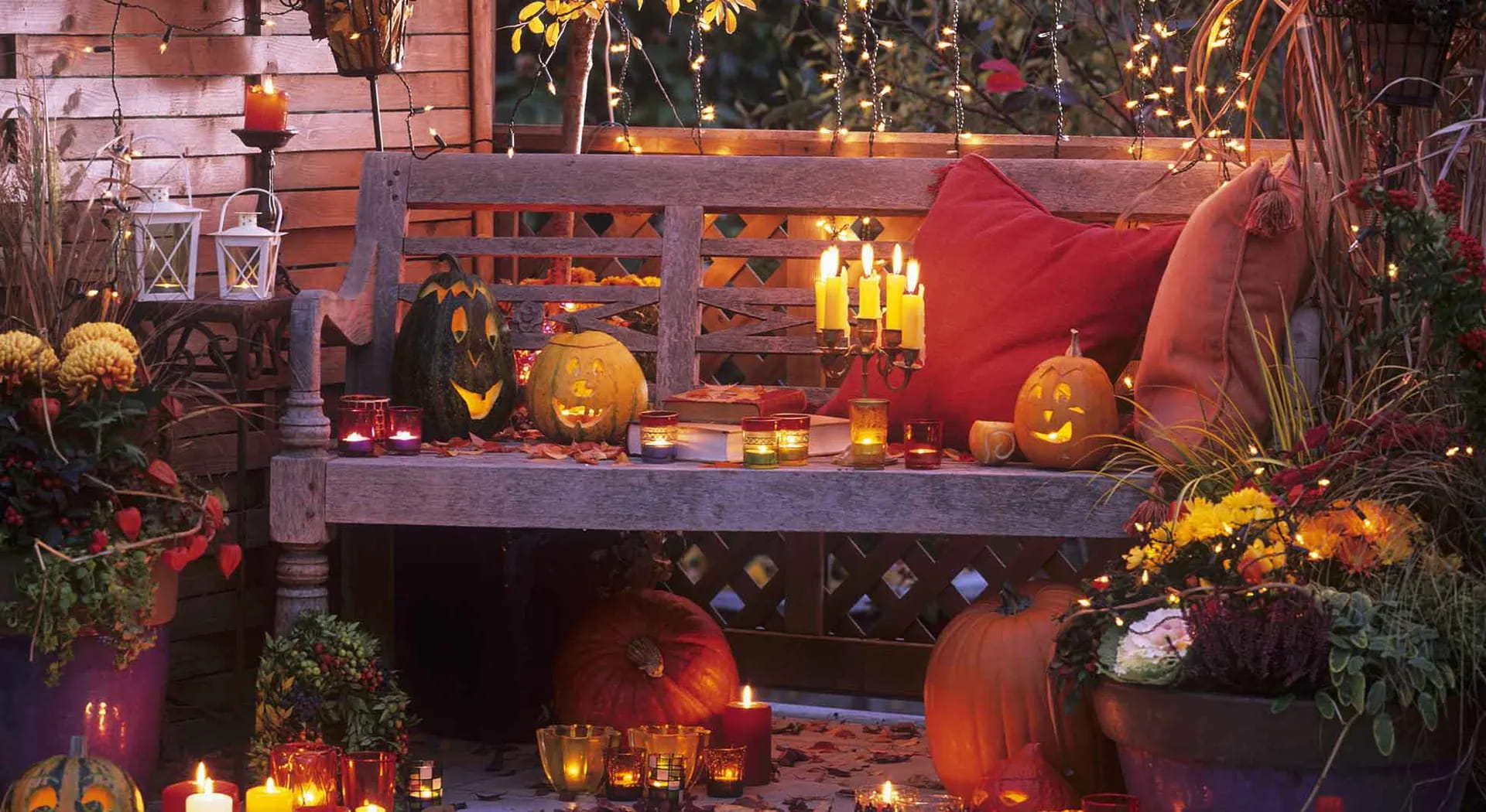 Selbstgemachte Halloween-Kerzen