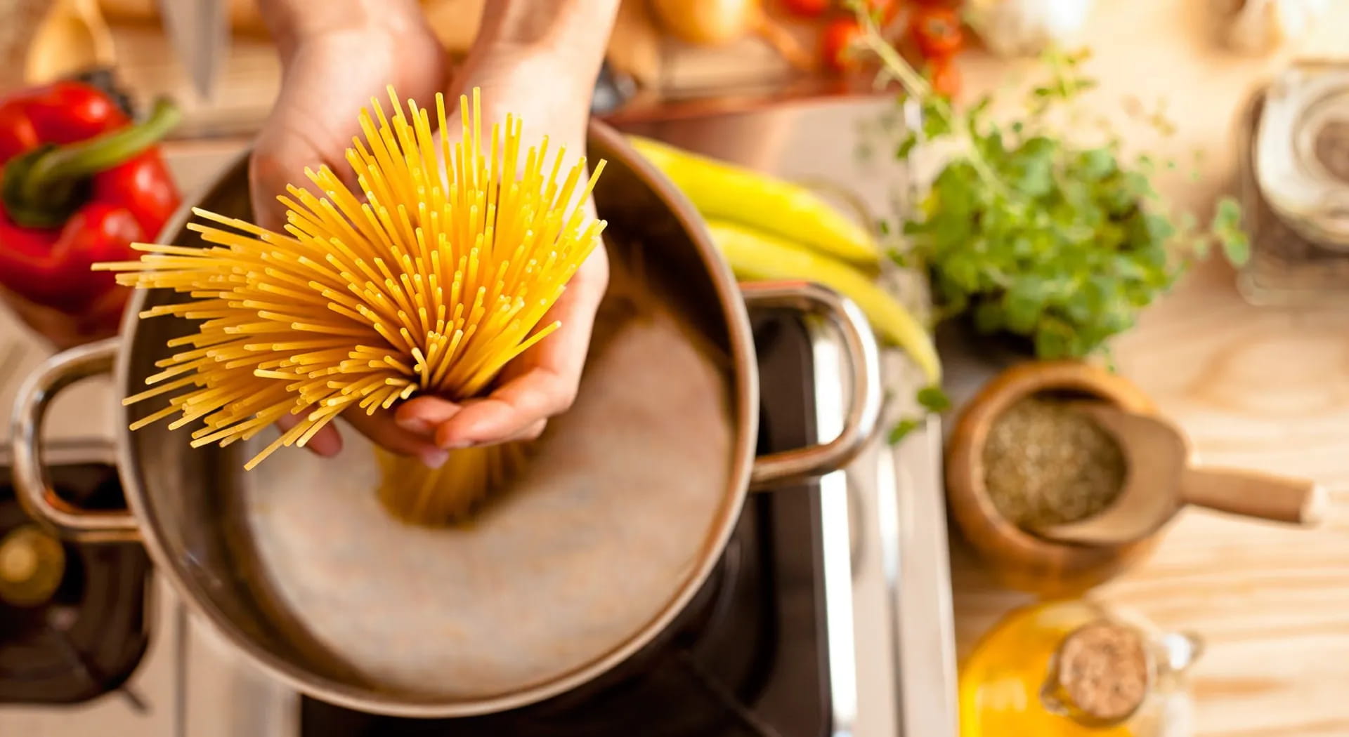 Wie man Pasta kocht: Vollständige Anleitung für eine Chefkoch-Pasta